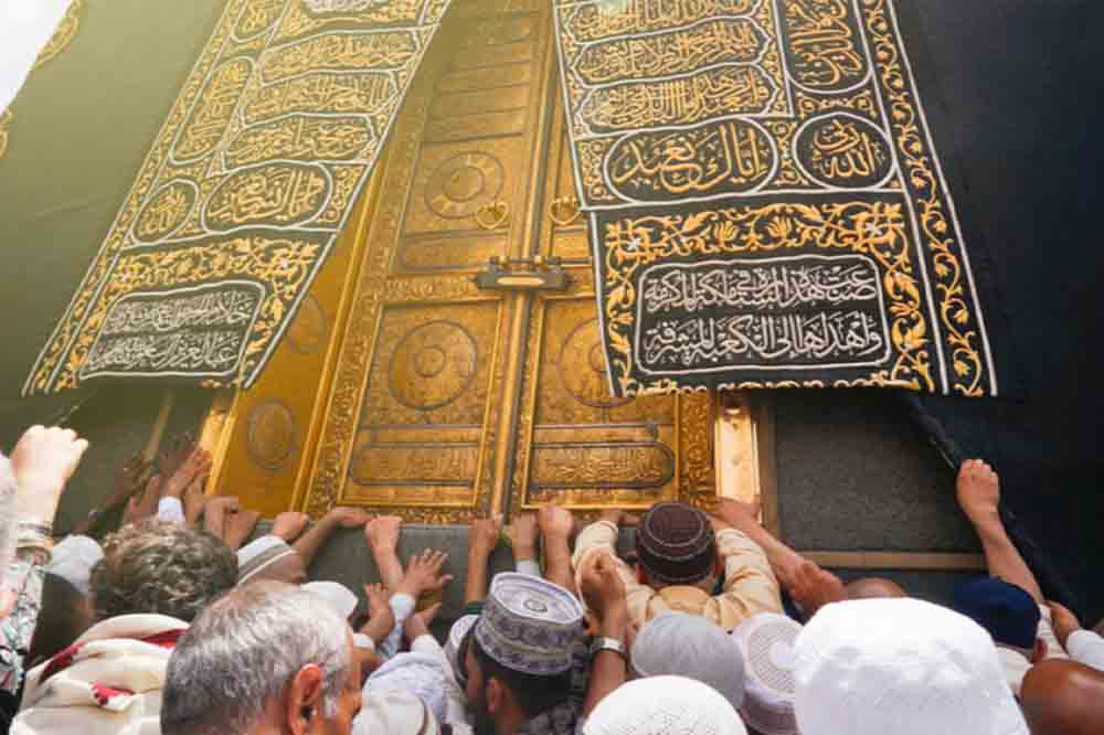 UmrahPilgrims.jpg